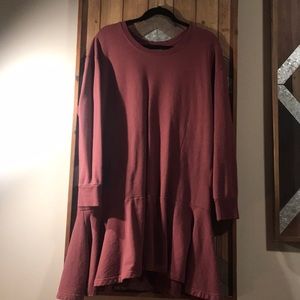 Oversized sweatshirt dress.